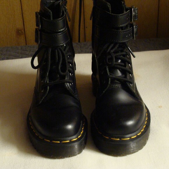 Dr. Martens Shoes - Women's Doc Martin Air Wait Boots